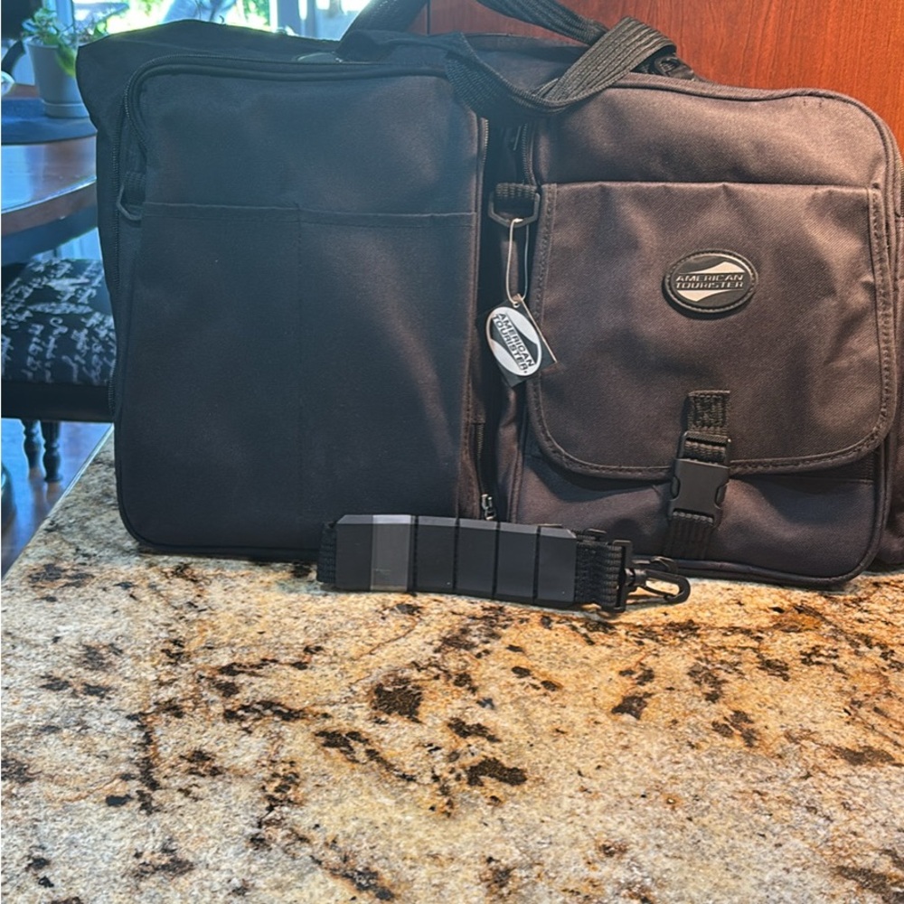 Samsonite Black Laptop Bag Sleek Design Everyday Use